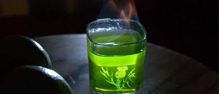 Что за зеленый алкогольный напиток
